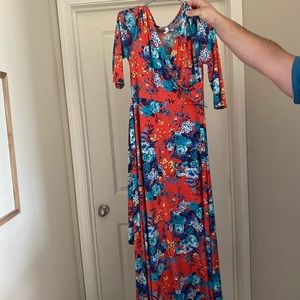 Pinkblush maxi maternity dress size large